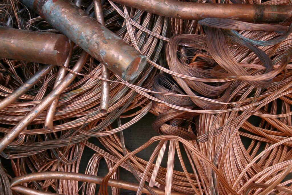 We buy all scrap aluminium copper iron cables brass steel نشتري كابلات الألمنيوم والنحاس والحديد والنحاس والصلب Scrap Buyer in Dammam